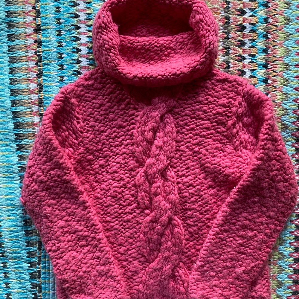 Cropped cowl neck chunky wool sweater Xl. Hot Pink